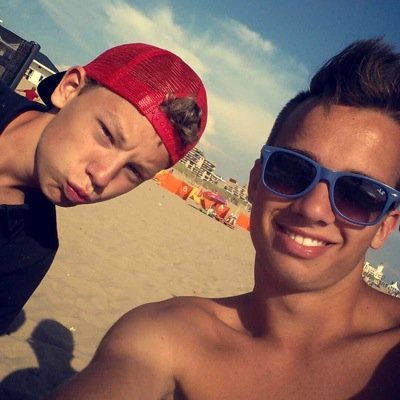 Jimmybakker1's profile picture. 16 jaar
Ajax amsterdam ***