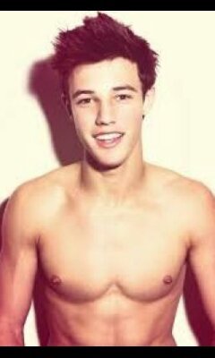 @Camerondallas is mine -0/12 oh lol awkward-