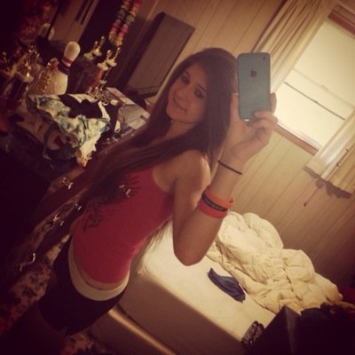 MirandaLaubach's profile picture. 19....single! FOLLOW ME:)