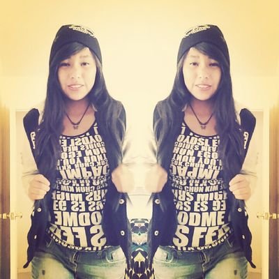 Varia_17's profile picture. 