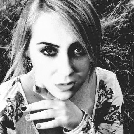 Nastya_Emelya's profile picture. У вас когда-нибудь было чувство,что вам не хватает человека,которого вы никогда не видели?