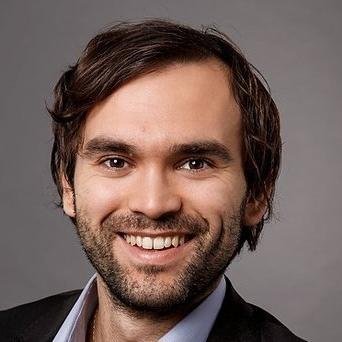 Ingenjör. Idrottsintresserad. Ogillar egoism. Eko tillväxt, socialt ansvar och välstånd går ihop!