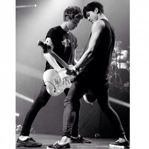 5SOS_Saved_Me_x's profile picture. ☠ yoυ're noт even pυnĸ rocĸ ☠