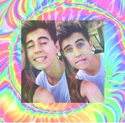 Nash♥ Cd9♥ 1D♥ Justin♥ Selena♥ Miley♥ 5sos♥ Demi♥♥ Sigueme y te sigo;) ♥