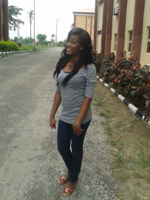 DaphnEseleosE's profile picture. 