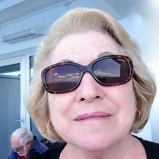 MyrnaBouchard's profile picture. 