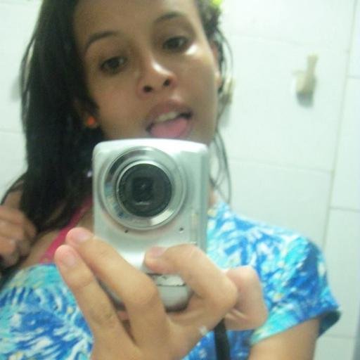 Alice18luiza Profile Picture
