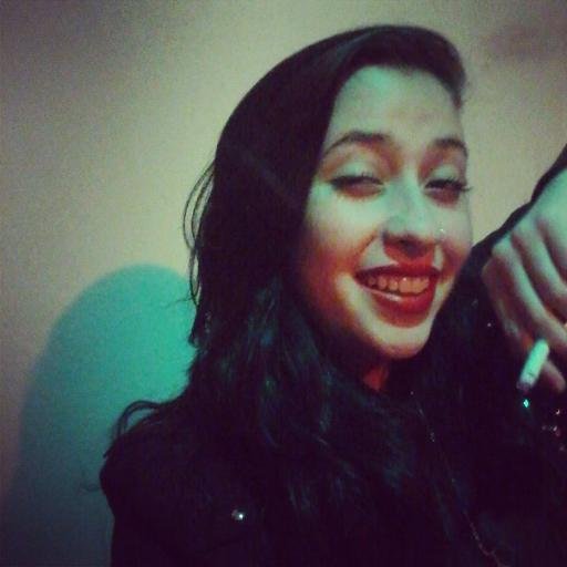 Para quê levar a vida tão a sério, se a vida é uma alucinante aventura da qual jamais sairemos vivos.