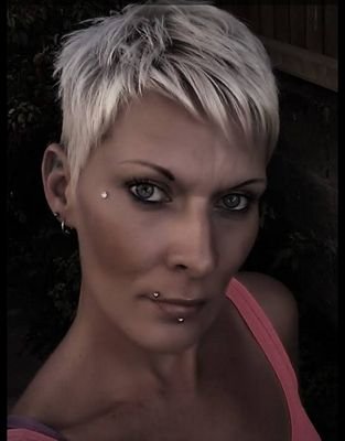 franpsquirrel's profile picture. professional party animal & turtle