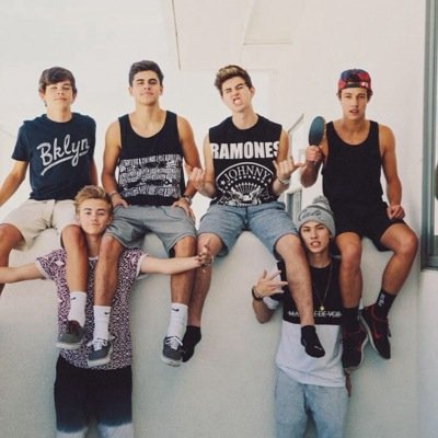 MAGCON. Waiting for famous' followers