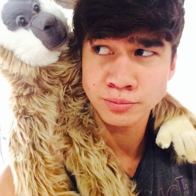 ♡4/24/14 met calum hood + michael clifford♡