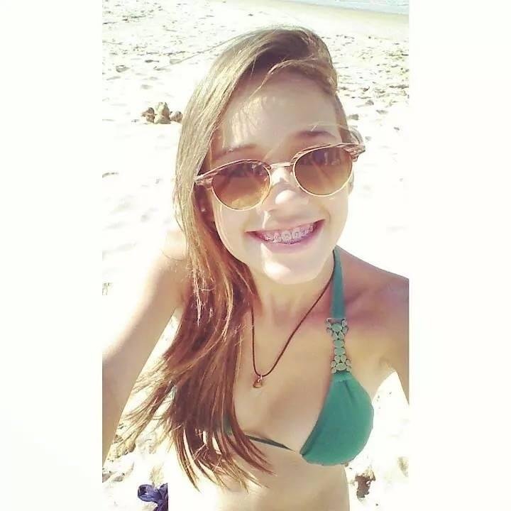 Fortaleza-ce
17 anos. brasileira, cearense. foda-se toda negatividade!