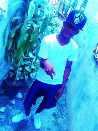 MujerieGo On. Sigueme Te Devuelvo De Unah Vez. Socio @Albert_Kiss_. Voceame en La Calle PiTuFo. No ViVo De La Envidia Ni Fama. Me Quieres Conocer Solo SigueMe.