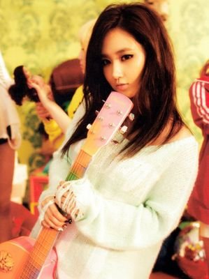 PLEASE FOLLOW @YulYoonHoon0061