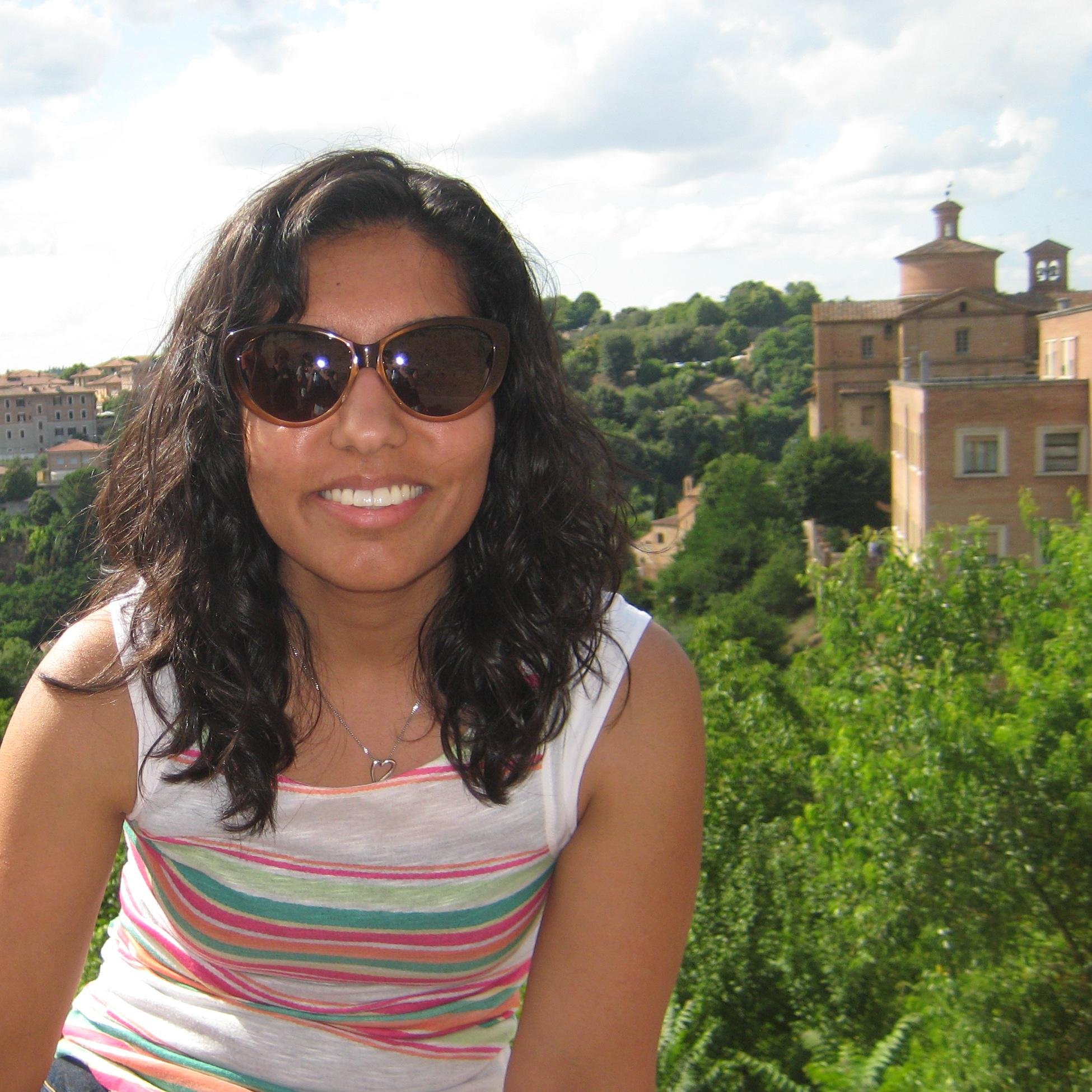 ms_toor's profile picture. I teach. I love. I hope to inspire.