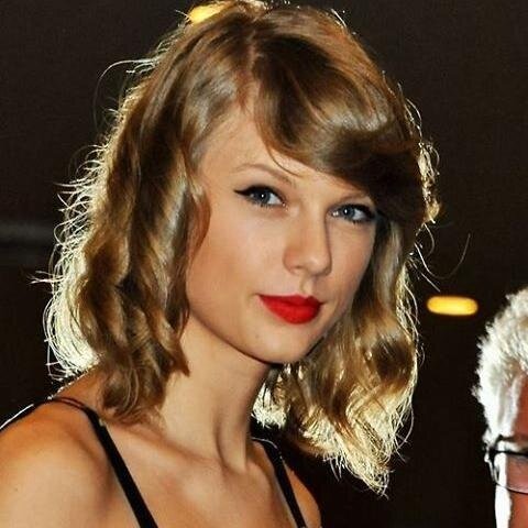 i love taylor swift thats about it.