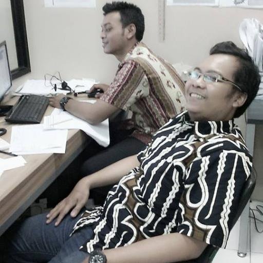 membuka pintu bagi seseorang yang lebih baik untuk masuk