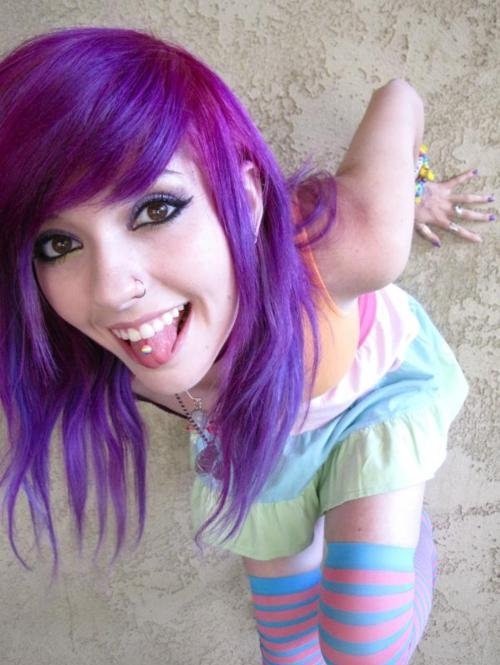 Love to sing, dance, and eat! Oh yeah, and I love #EDM too!