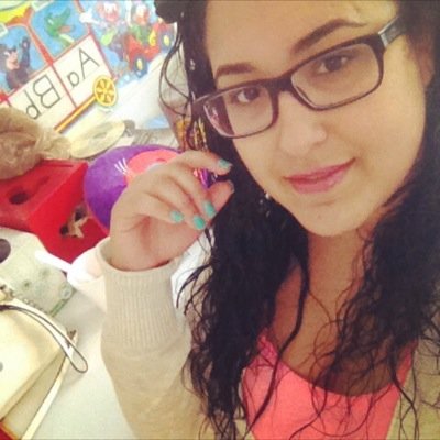 lizmaryroman's profile picture. 