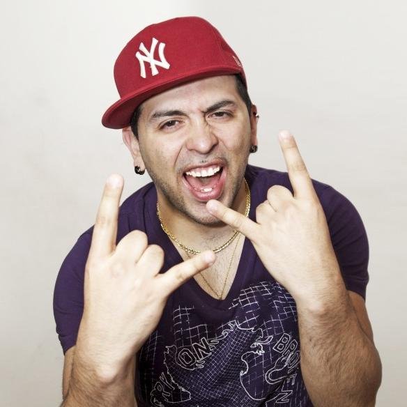 davidbarese's profile picture. Creator of JammText & KueIt

Mixcity Inc: Director of R&D & Chief Executive of Customer Relations 

DJ/producer/software developer/business owner