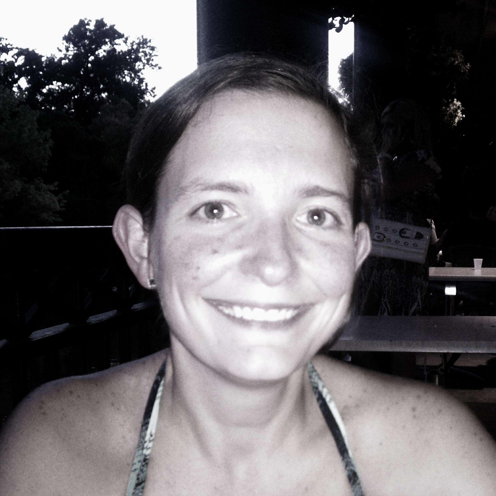 LauraHuelsing's profile picture. Thirty-One Independent Senior Consultant, #Mom, and #RN.  I can help #organize your life!  For #Fun and #Freebies: https://t.co/mpcmgfRd8P…