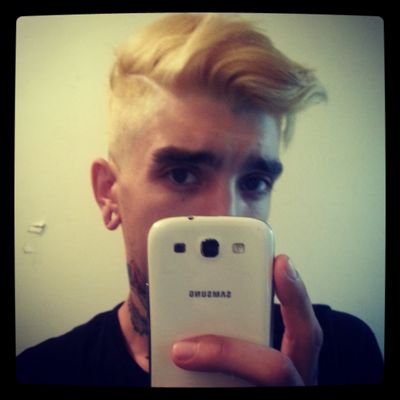 JonathanTBTB's profile picture. Touring Musician. Tattoo Artist. Dreamers Diseased. #VTeam