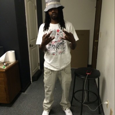 lost alot of real niggas fly high tizzle, tay,critty, streets, staccs, jose, beater, kwame, trav nd mikal