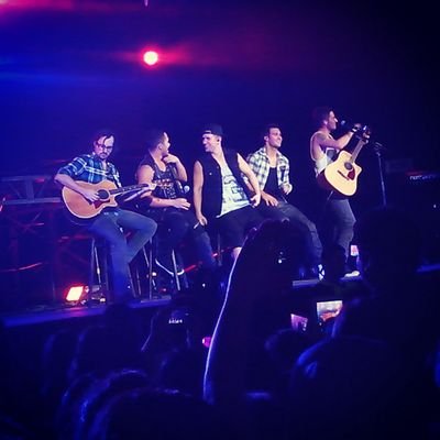 I'm Rusher♥∞ :D
my Idols @Jamesmaslow @Heffrondrive @1LoganHenderson @theCarlospena @dbeltwrites @Bigtimerush... The BEST night of my life was 13/02/14♥