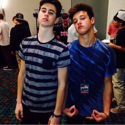 FreeFollowww,now go follow @MyBae_pizza