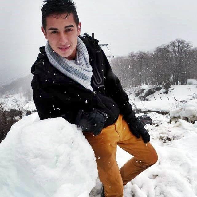 19 años, estudiante, me gusta compartir :)