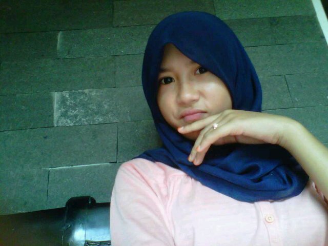 Jangann pernahh lari dari masalahh .... !!! Prinsip saya !!!