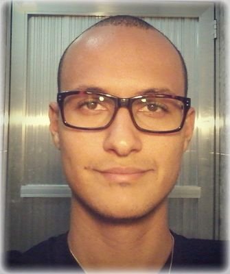 Jovem universitário, que gosta de curti a vida da melhor maneira possível!!!

...