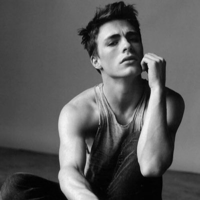 KissDeCxlton's profile picture. Actor. Tio. 26 años de Boludo. |Louis| #kissFam