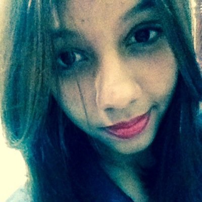No sere la mejor persona del mundo pero si bonita persona !! Solo en dios confio !! Ocupada amando a los que me aman !