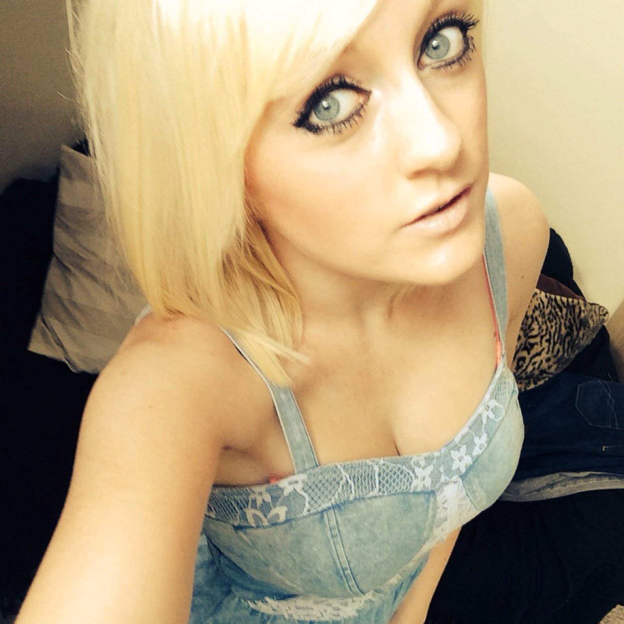 Heats_x's profile picture. Live in the moment and make it beautiful