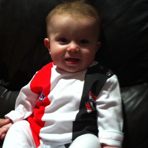 DanielHealey7's profile picture. 