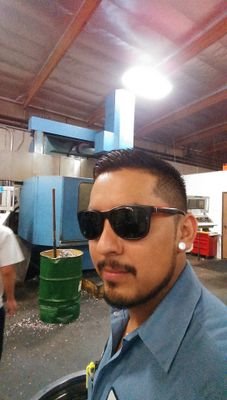 Leo_ro_O's profile picture. .