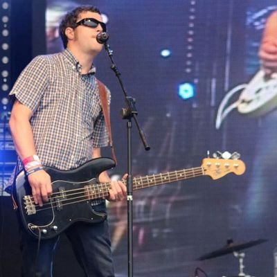 Father, Husband, Son, Brother and Bassist with @TheBritpop ....  `Bout it really.