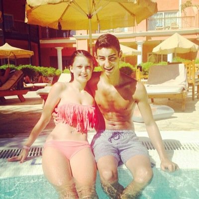 Ellisdovee's profile picture. 18, Brighton,@LauraNelson_3❤️