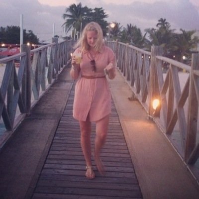 victoriaaaaah's profile picture. 