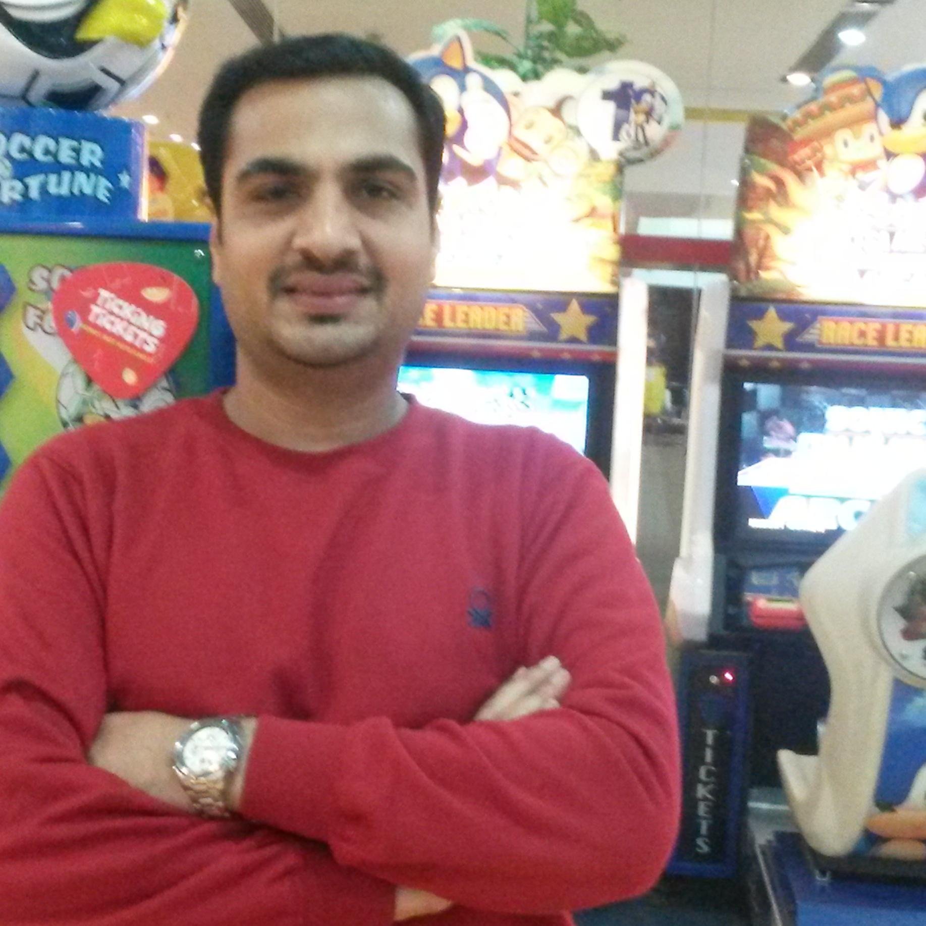 i m fun loving ,friendly ...wana make lots of friends....