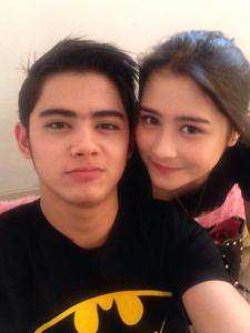 RP @PrillyBie at GGS |Anggota #Fams_ASPGGS #SomplakFams #RPGGSFams #DuoUnyu #GenkMucon #TrioUnyuStrong #FiveAngelsGGS ♠Bf?couple?twins?sister?and more?cek fav♥