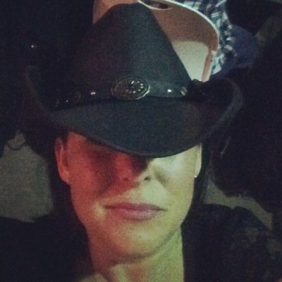 justine_loader's profile picture. 