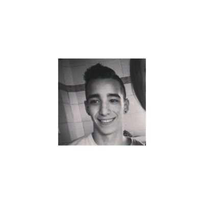 La vida no se mide por las veces que respiras, si no por los momentos que te dejan sin aliento .