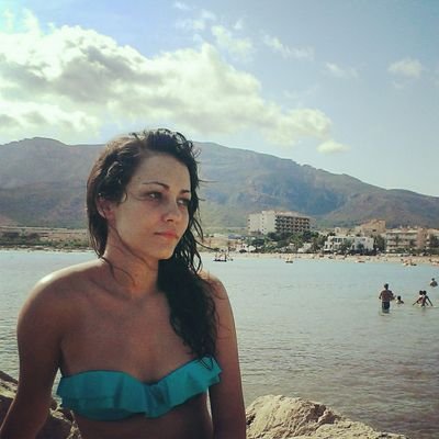 GlorenaB's profile picture. 