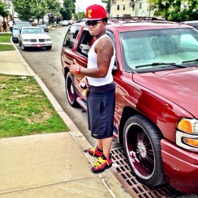 Fuck a bio this been a sad year for me R.I.P to all my HATS and R.I.P to my guy FACE I'm goin to miss u my nigga.