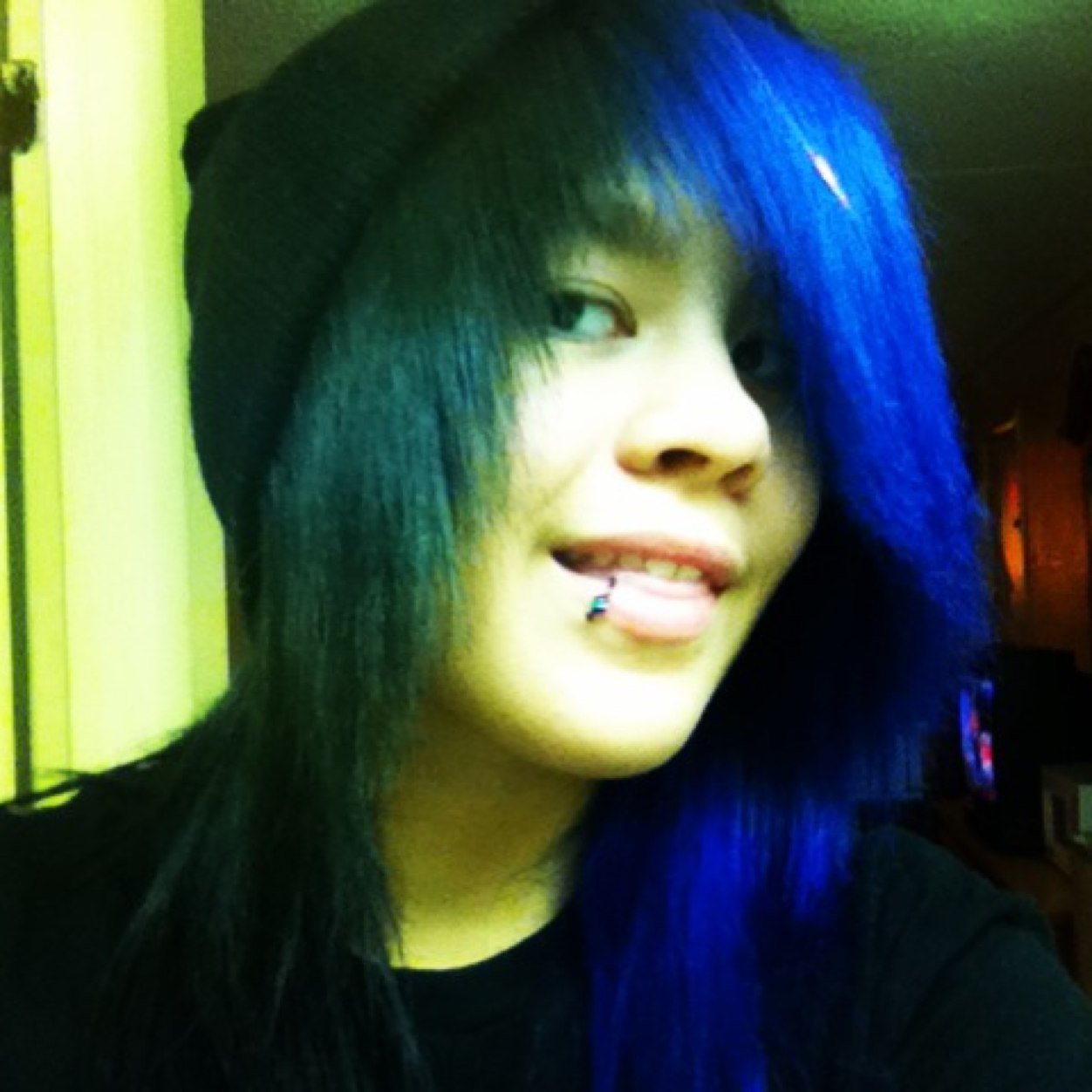 http://t.co/Jy6Vo33QUB idols are @NikkiSixx ,@MarilynManson ,@officialwed13 ,@MODSUN #FriendBase #MuchLove #PRIDE im also a raging homosexual