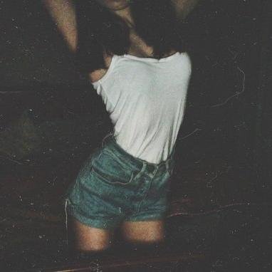 ponipolli's profile picture. не нравится?проваливай!
у меня есть чай и мне этого хватит на всю оставшуюся жизнь