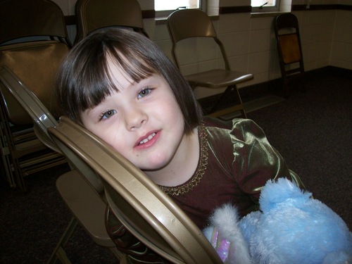 About Kelly Robbennolt, I have three kids that are the love of my life. http://t.co/c49RSTYmmt