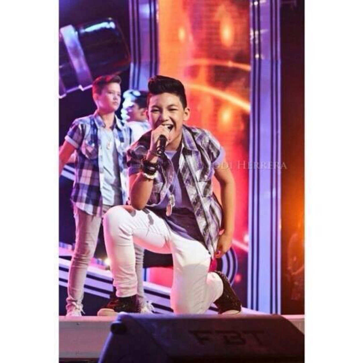 Darren Lyndon Gonzales Espanto is our Romeo❤️ I'm Dating The Singer ❤️ We are here until the end ❤️ SOLID.SOLID.SOLID❤️ Since 6.1.14 ❤️